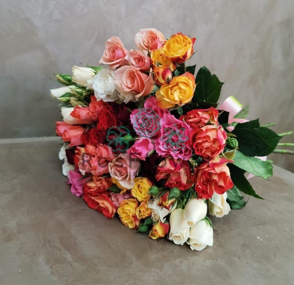 Букет цветов из: Розы в Пашию