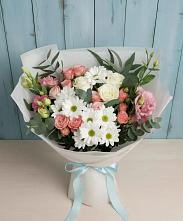 Букет цветов из:  Розы, Лизиантусы и Хризантемы в Пашию