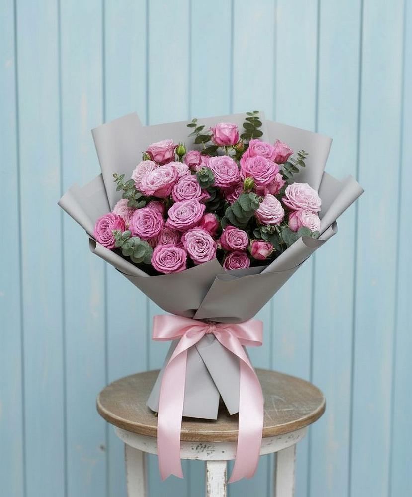 Букет цветов из: Розы в Пашию