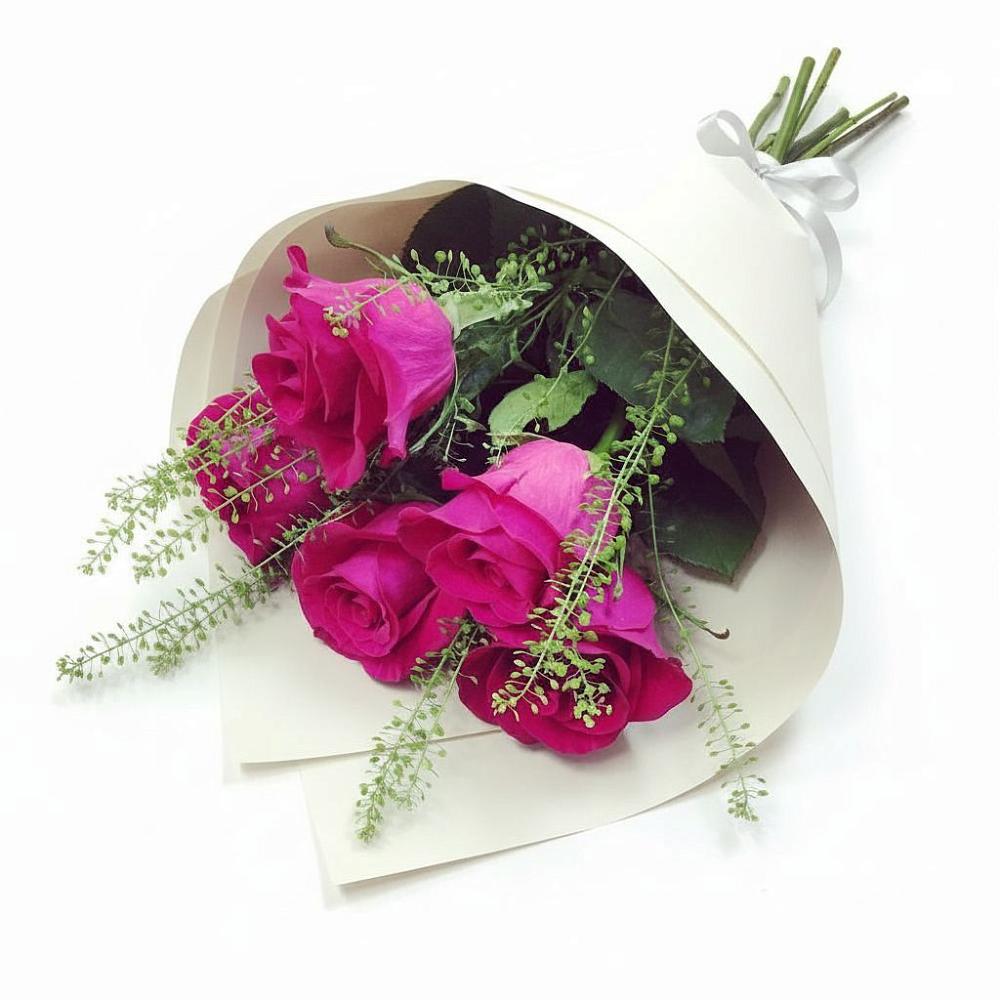 Букет цветов из: Розы в Пашию