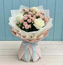 Букет цветов из:  Розы в Пашию