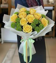 Букет цветов из:  Хризантемы и Розы в Пашию