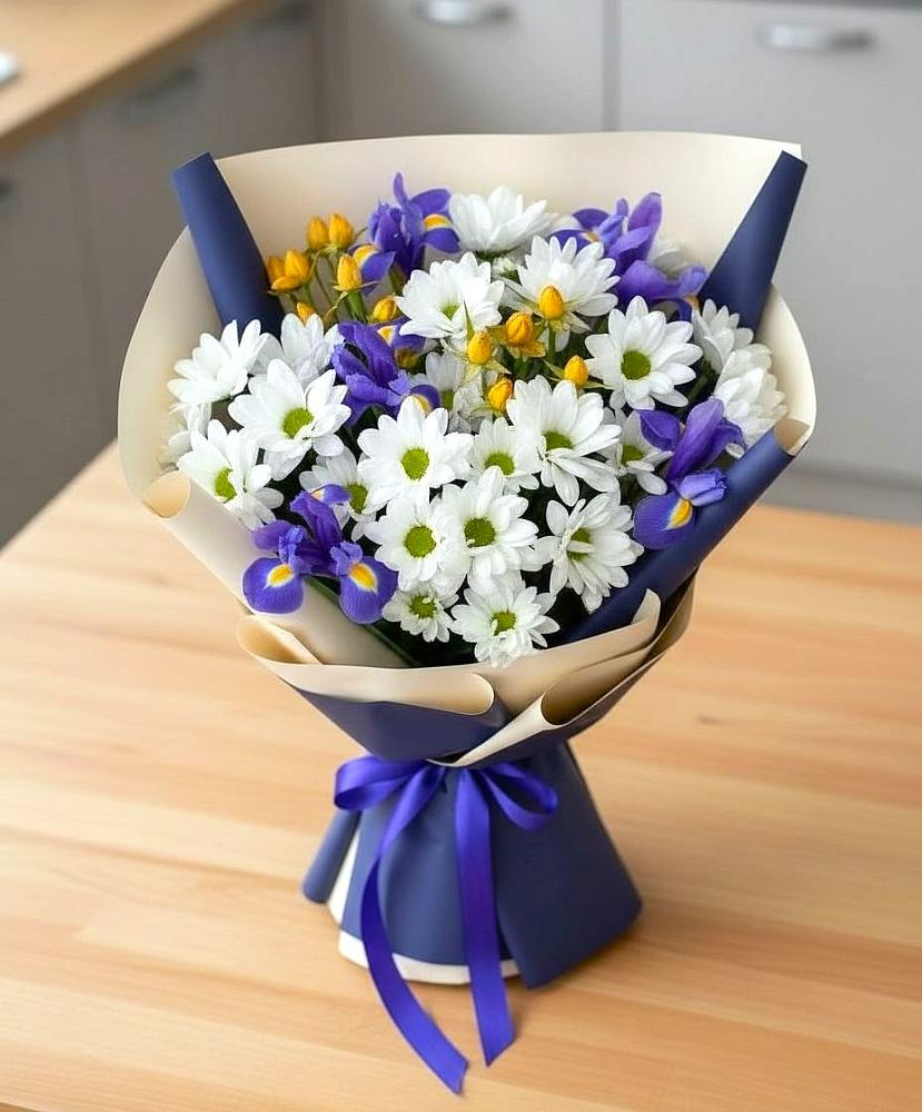 Букет цветов из: Розы, Ирисы и Хризантемы в Пашию