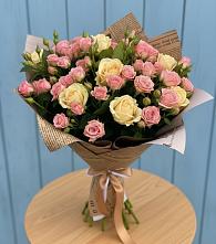 Букет цветов из:  Розы в Пашию