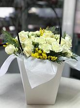 Цветочная композиция из Розы  в Пашию