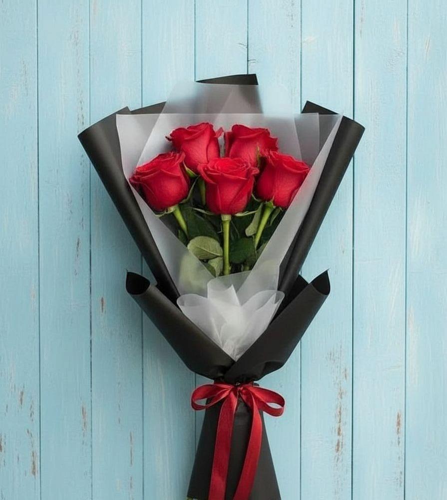 Букет цветов из: Розы в Пашию