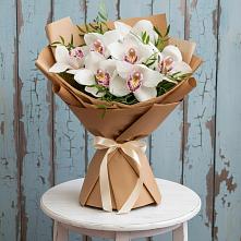 Букет цветов из:  Орхидеи и Розы #REPLACE_PRED# Пашию